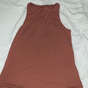 Nike dri-fit stretchy tank top